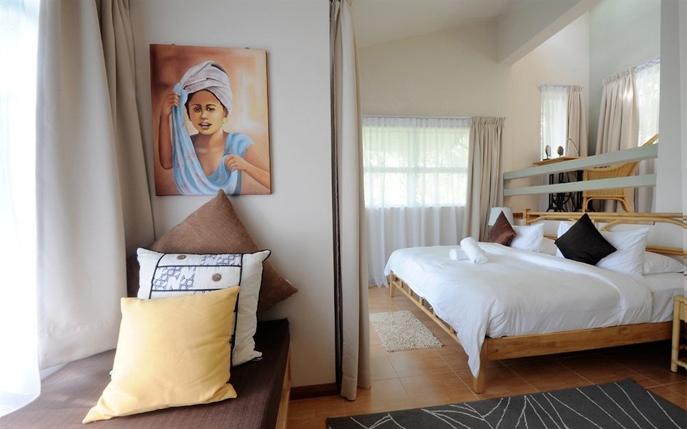 Ambong Rainforest Retreat Pantai Tengah  Екстериор снимка